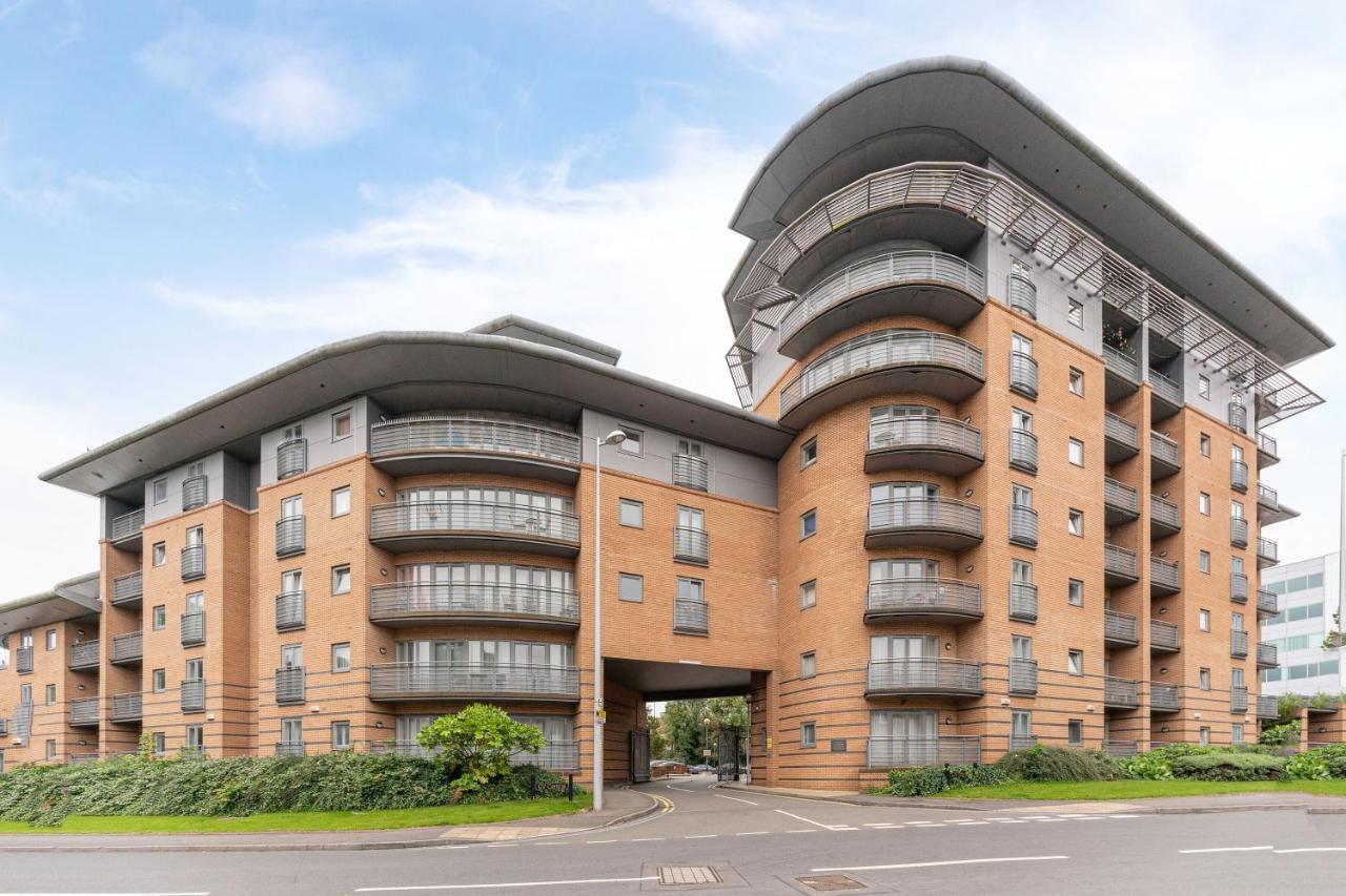 Riley House Spacious City Apartment 考文垂 外观 照片
